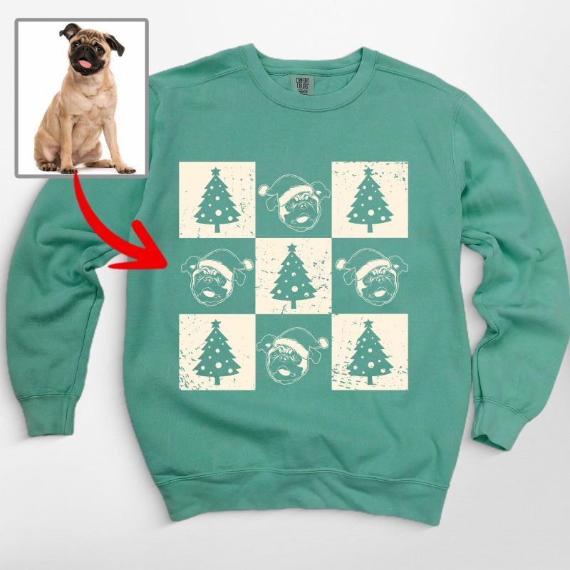 Checkered Christmas Sweatshirt For Dog Mom, Comfort Colors Sweatshirt - Pawarts